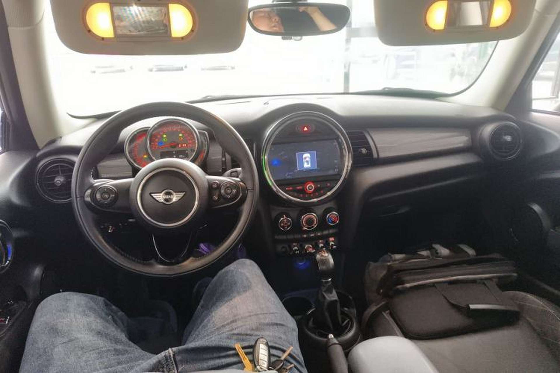 Used MINI 2016 1.5T COOPER Center Console