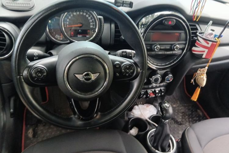 Used MINI 2016 1.2T ONE Pioneer Edition Center Console