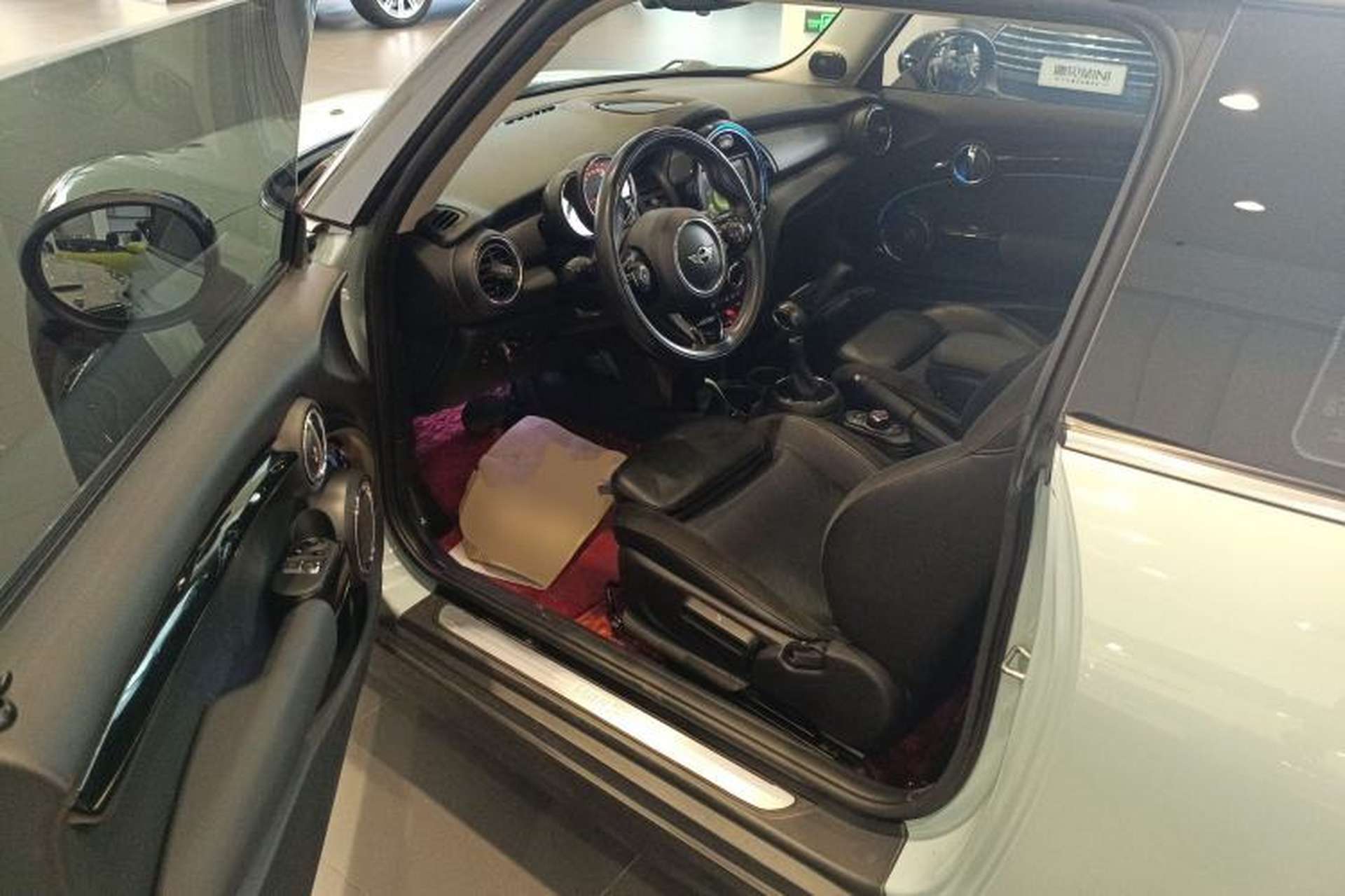 Used MINI 2016 1.5T COOPER Performance Edition Driver Seat