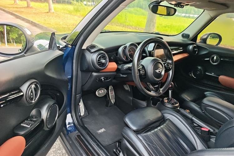Used MINI 2016 2.0T COOPER S SEVEN Driver Seat