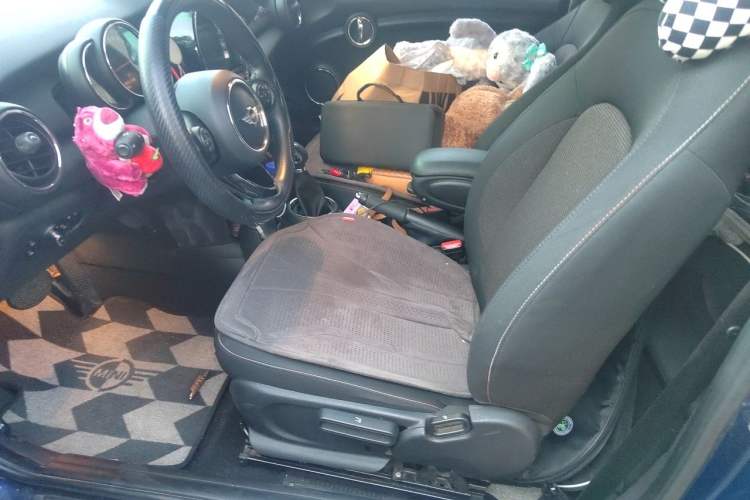 Used MINI 2016 1.2T ONE Pioneer Edition Driver Seat