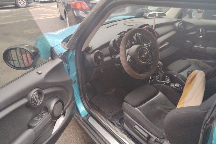Used MINI 2016 1.5T COOPER Avant-Garde Driver Seat