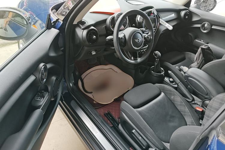 Used MINI 2016 1.5T COOPER Driver Seat