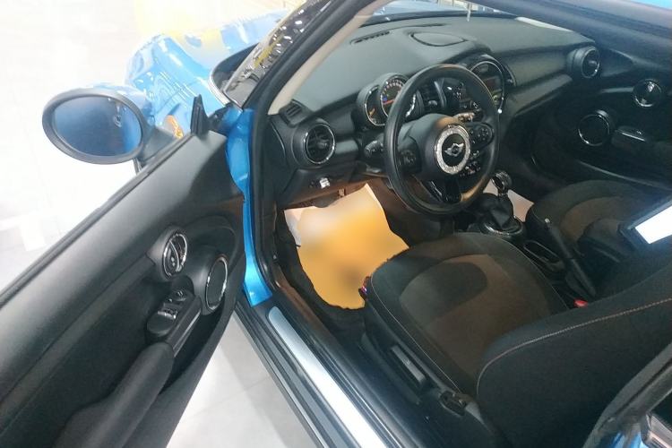 Used MINI 2016 1.2T ONE Pioneer Edition Driver Seat
