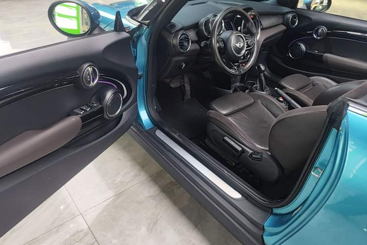 Used MINI 2016 1.5T COOPER CABRIO Driver Seat