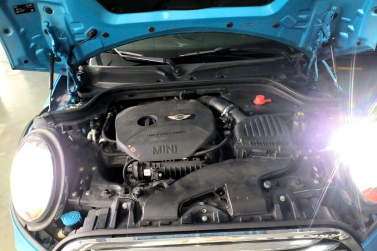 Used MINI 2016 1.5T COOPER Engine Bay