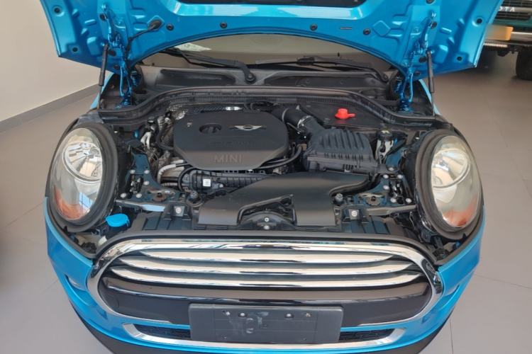 Used MINI 2016 1.5T COOPER Five-Door Edition Engine Bay