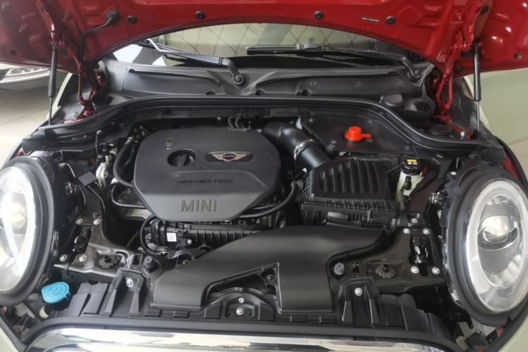 Used MINI 2016 1.2T ONE Pioneer Edition Five-Door Version Engine Bay
