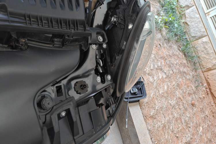 Used MINI 2016 1.2T ONE Pioneer Edition Engine Bay Left
