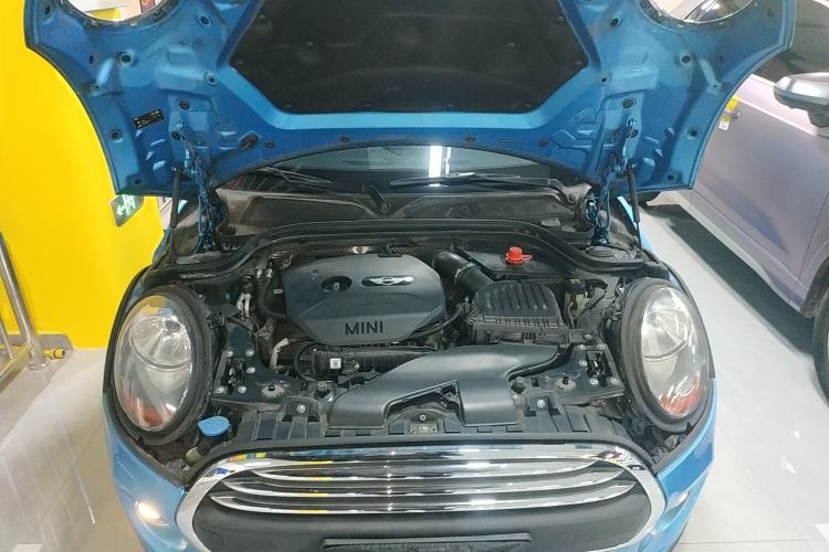 Used MINI 2016 1.2T ONE Pioneer Edition Engine Bay
