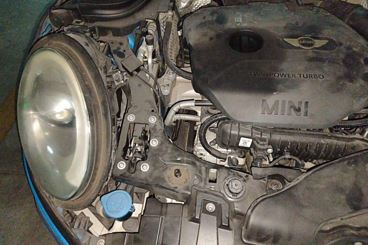Used MINI 2016 1.5T COOPER Engine Bay Right