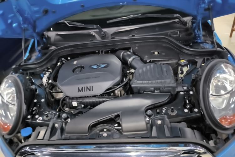 Used MINI 2016 1.2T ONE Five-Door Edition Engine Bay