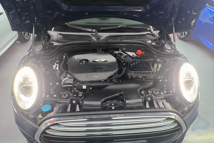 Used MINI 2016 1.5T COOPER SEVEN Engine Bay