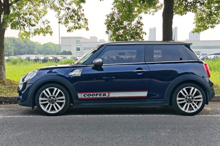 Used MINI 2016 2.0T COOPER S SEVEN Exterior 2