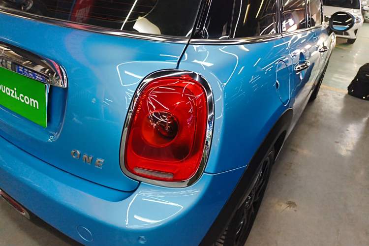 Used MINI 2016 1.2T ONE Pioneer Edition Five-Door Version Exterior 3