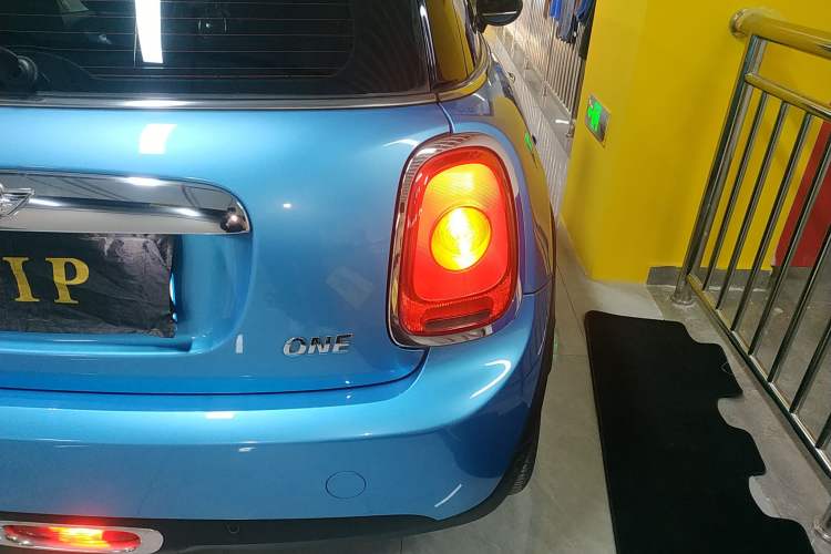 Used MINI 2016 1.2T ONE Pioneer Edition Exterior 3