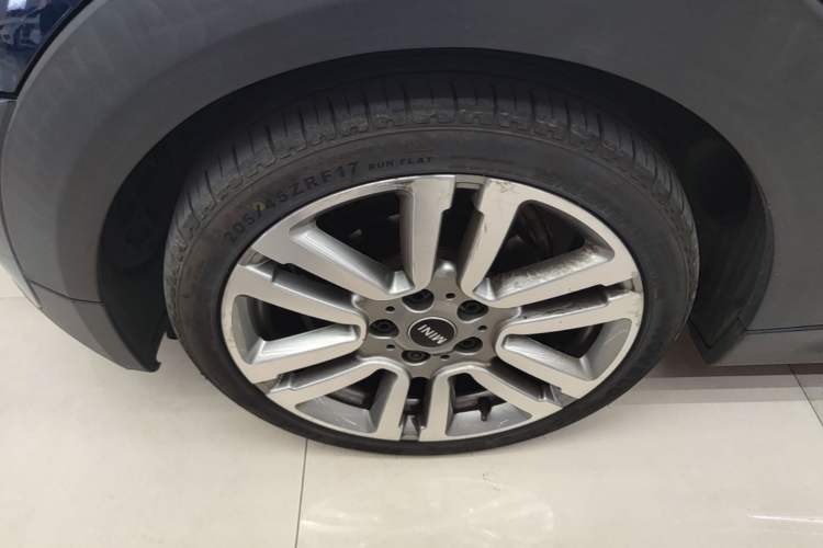Used MINI 2016 1.5T COOPER SEVEN Exterior 4