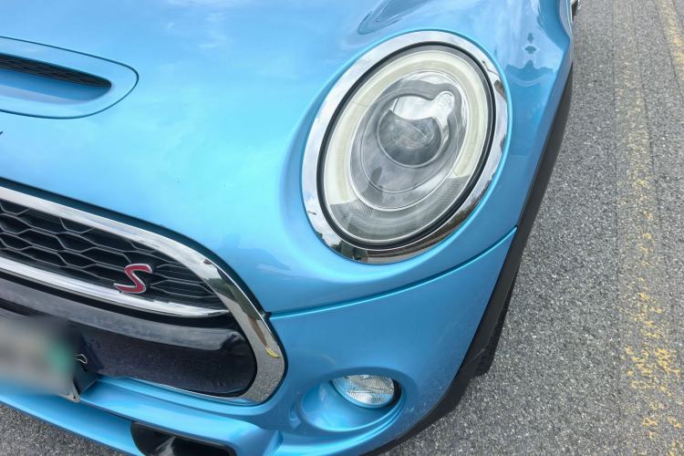 Used MINI 2016 2.0T COOPER S Pioneer Edition Five-Door Model Exterior 4