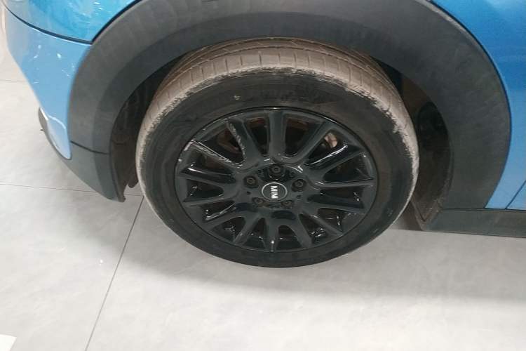 Used MINI 2016 1.2T ONE Pioneer Edition Exterior 4