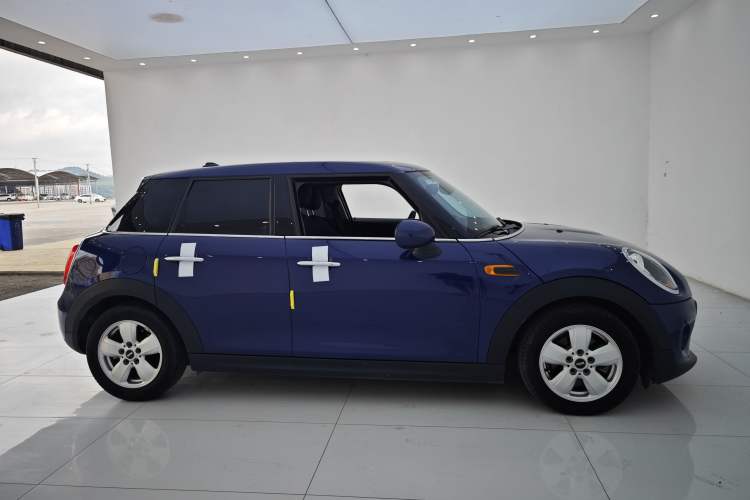 Used MINI 2016 1.2T ONE Five-Door Edition Exterior 8