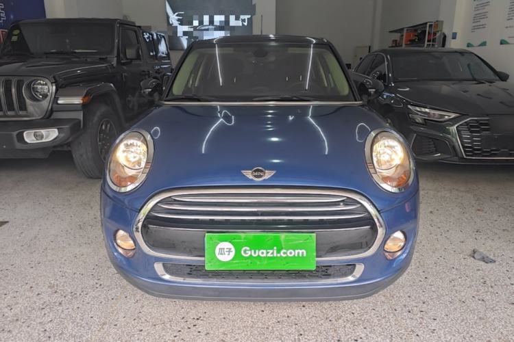 Used MINI 2016 1.5T COOPER Five-Door Edition Front