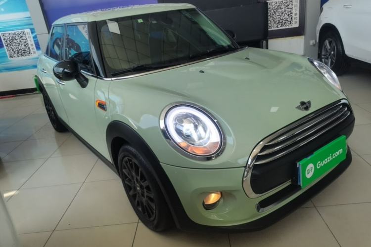 Used MINI 2016 1.2T ONE Pioneer Edition Five-Door Version Front Right 45 Deg