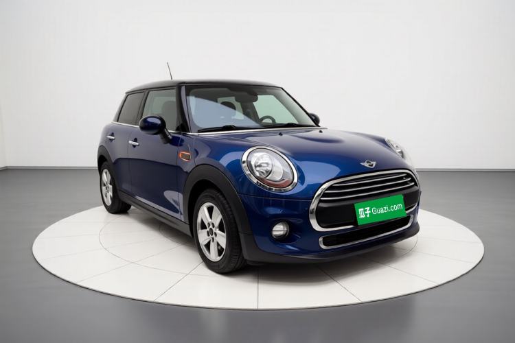 Used MINI 2016 1.2T ONE Five-Door Edition Front Right 45 Deg