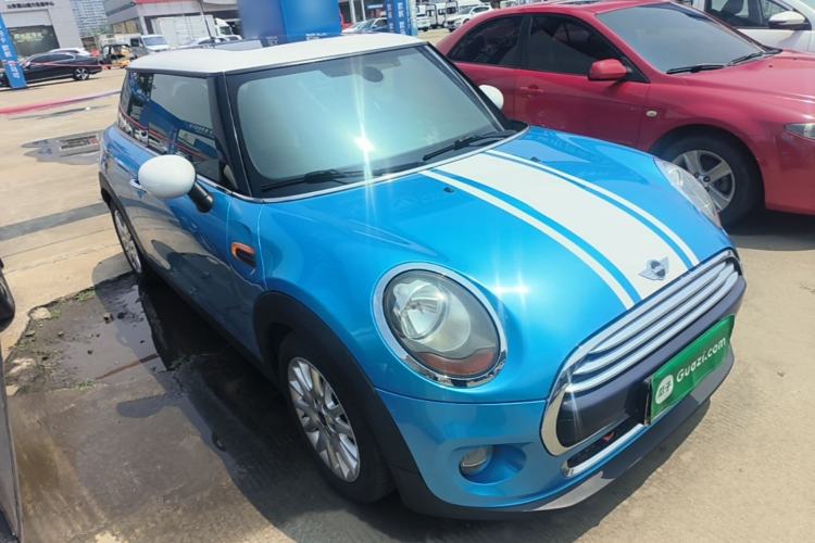 Used MINI 2016 1.5T COOPER Front Right 45 Deg