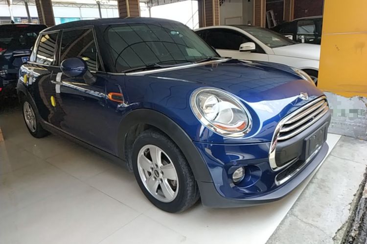 Used MINI 2016 1.2T ONE Five-Door Edition Front Right 45 Deg