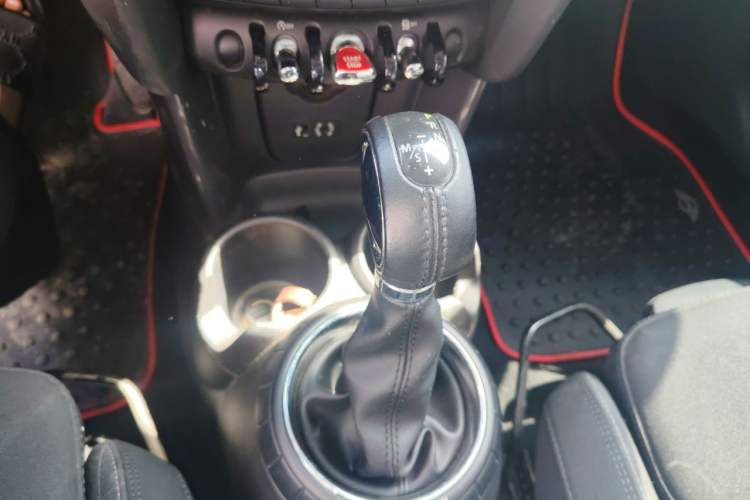 Used MINI 2016 1.5T COOPER Gear Lever