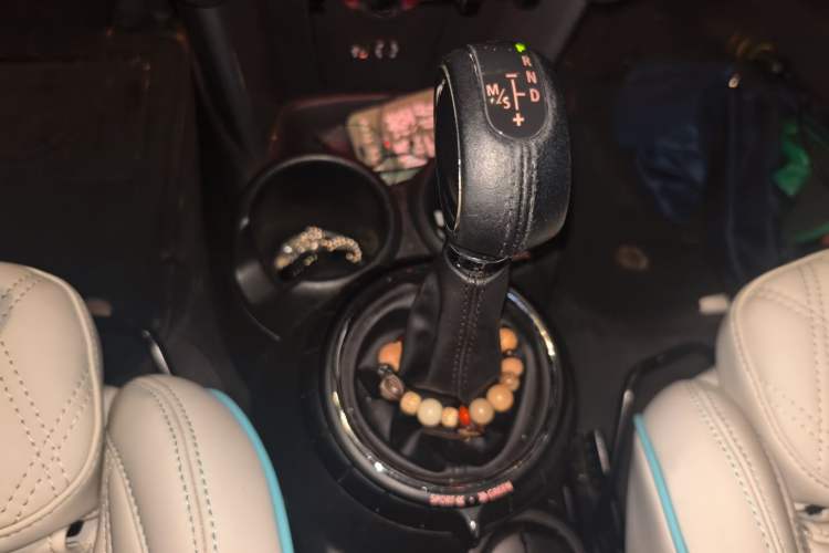 Used MINI 2016 1.5T COOPER CABRIO Gear Lever