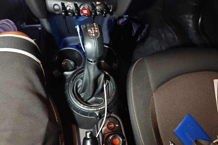 Used MINI 2016 1.5T COOPER Gear Lever