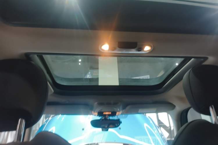 Used MINI 2016 1.5T COOPER Five-Door Edition Headliner