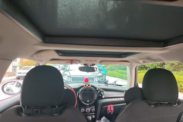 Used MINI 2016 1.5T COOPER Headliner