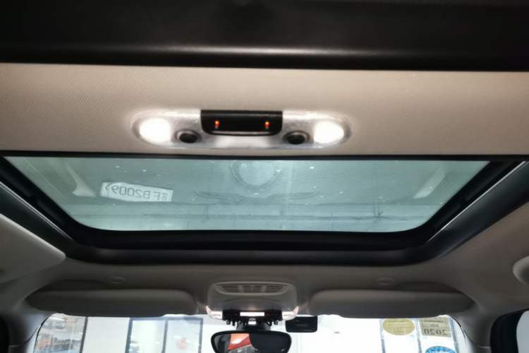 Used MINI 2016 1.2T ONE Five-Door Edition Headliner