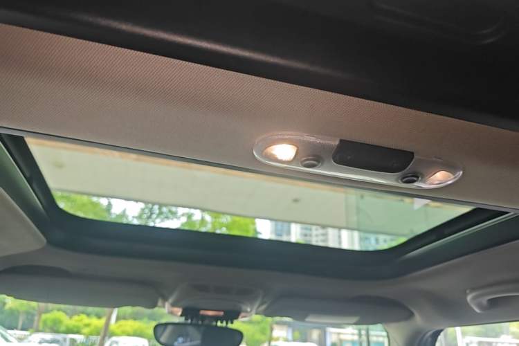 Used MINI 2016 1.5T COOPER Five-Door Edition Headliner