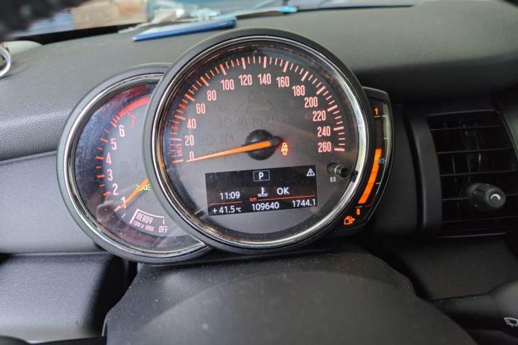 Used MINI 2016 1.2T ONE Pioneer Edition Instrument Cluster