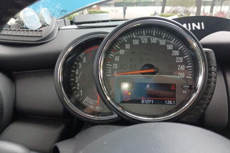 Used MINI 2016 1.2T ONE Pioneer Edition Instrument Cluster