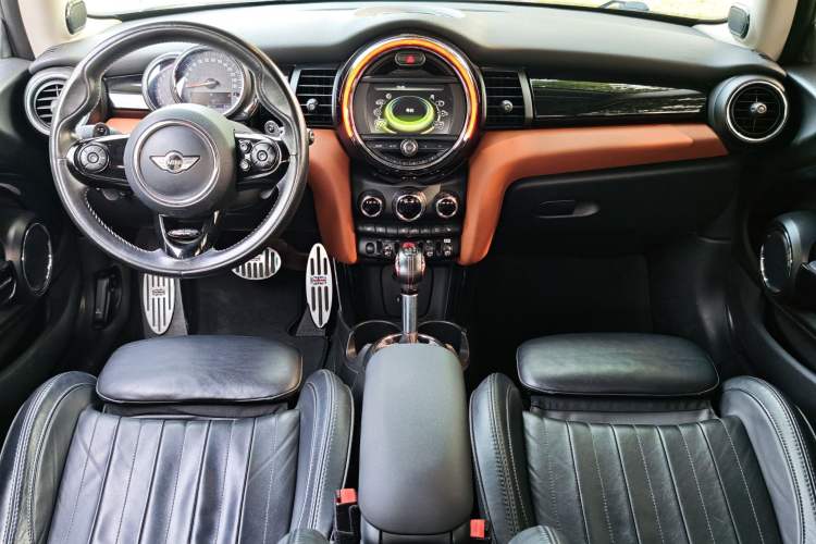 Used MINI 2016 2.0T COOPER S SEVEN Interior 1