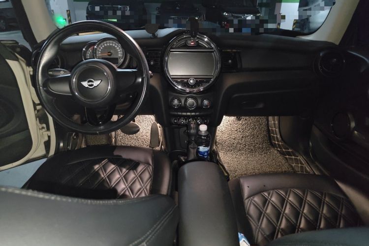 Used MINI 2016 1.2T ONE Interior 2