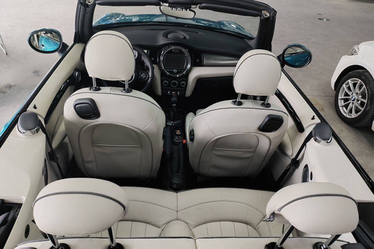 Used MINI 2016 1.5T COOPER CABRIO Interior 4