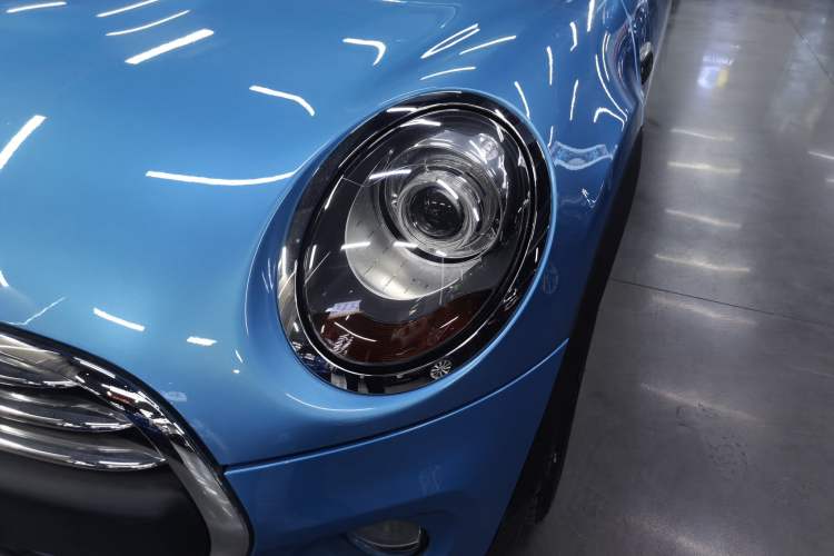 Used MINI 2016 1.2T ONE Pioneer Edition Left Front Headlight