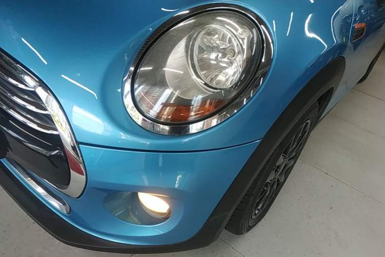 Used MINI 2016 1.5T COOPER Five-Door Edition Left Front Headlight