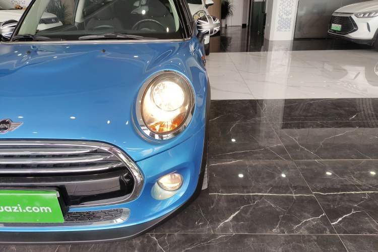 Used MINI 2016 1.5T COOPER Left Front Headlight