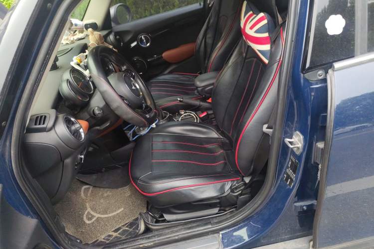Used MINI 2016 1.5T COOPER SEVEN Five-Door Edition Left Front Seat