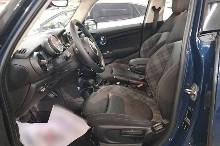 Used MINI 2016 1.5T COOPER Five-Door Edition Left Front Seat