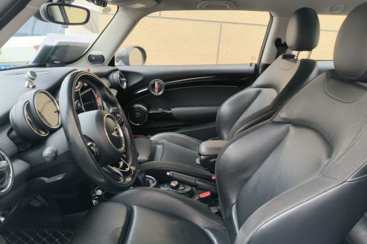 Used MINI 2016 1.5T COOPER Performance Edition Left Front Seat