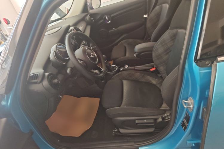 Used MINI 2016 1.5T COOPER Five-Door Edition Left Front Seat