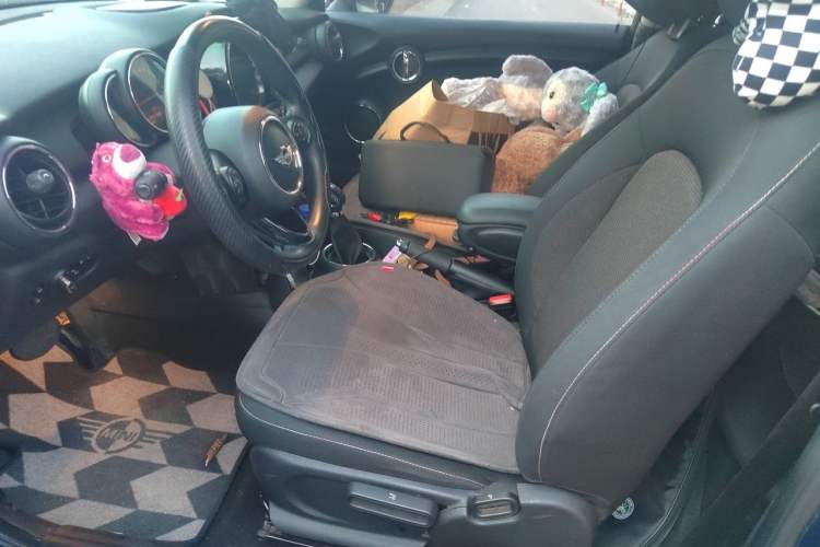 Used MINI 2016 1.2T ONE Pioneer Edition Left Front Seat