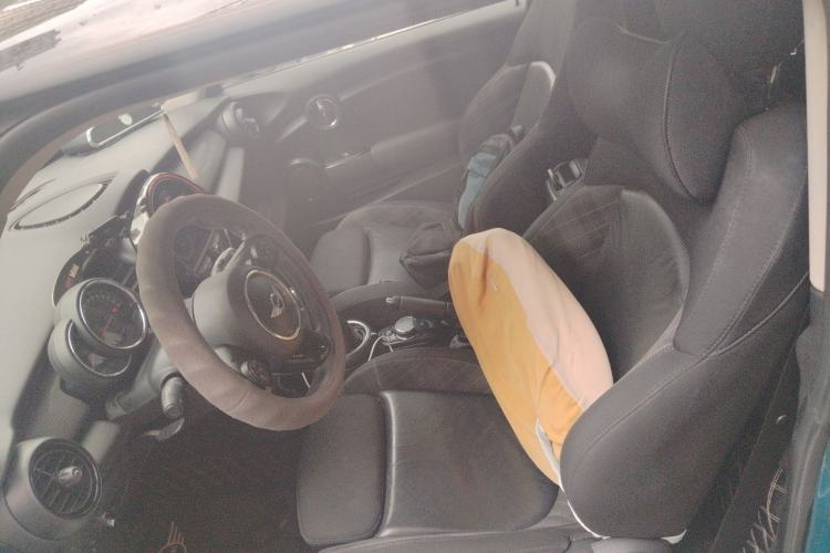 Used MINI 2016 1.5T COOPER Avant-Garde Left Front Seat